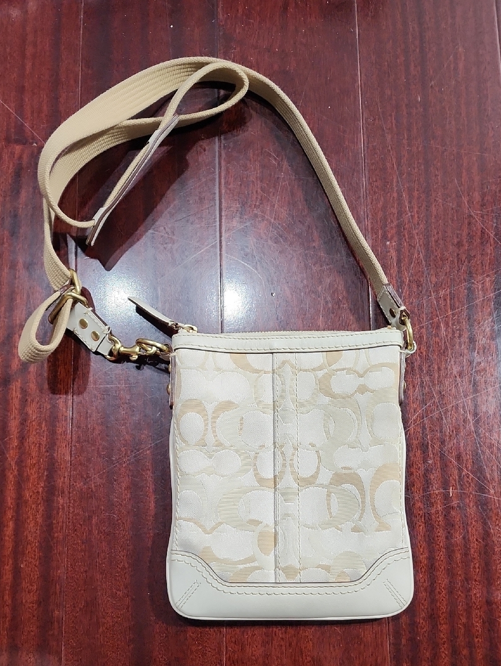 COACH Optic Signature Shoulder Swing Bag Crossbody Small Purse